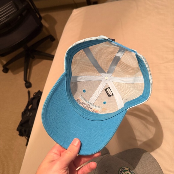 Men’s Patagonia Hat - Picture 2 of 3
